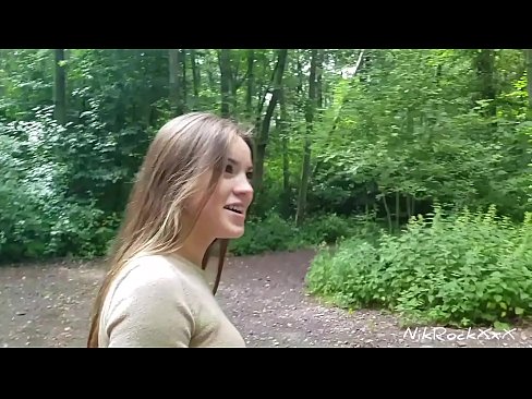 ❤️ Evelinari toki publiko batean izorratzen genuela proposatu nion! Baietz esan zuen. Orduan ipurdian izorratu eta ahoan esperma. Orduan bere burua haserretu zen. ☑ Porno %eu.sexvideosex.topan